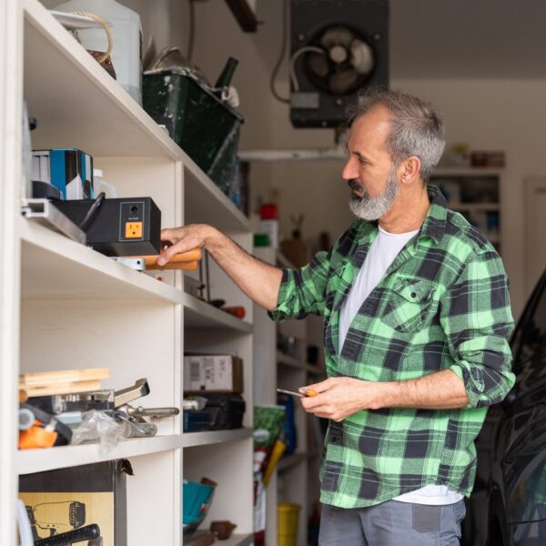 Jak zorganizować międzypokoleniowe warsztaty rzemieślnicze dla seniorów i młodzieży?